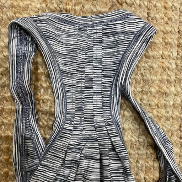 Lululemon Racerback Workout Tank - Picture 3 of 3